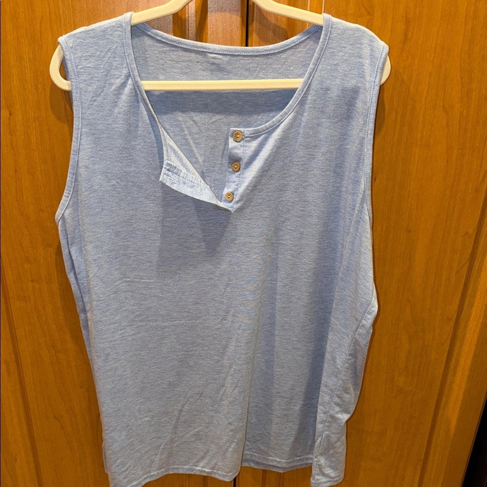 Casual Sleeveless Gray Henley Tee